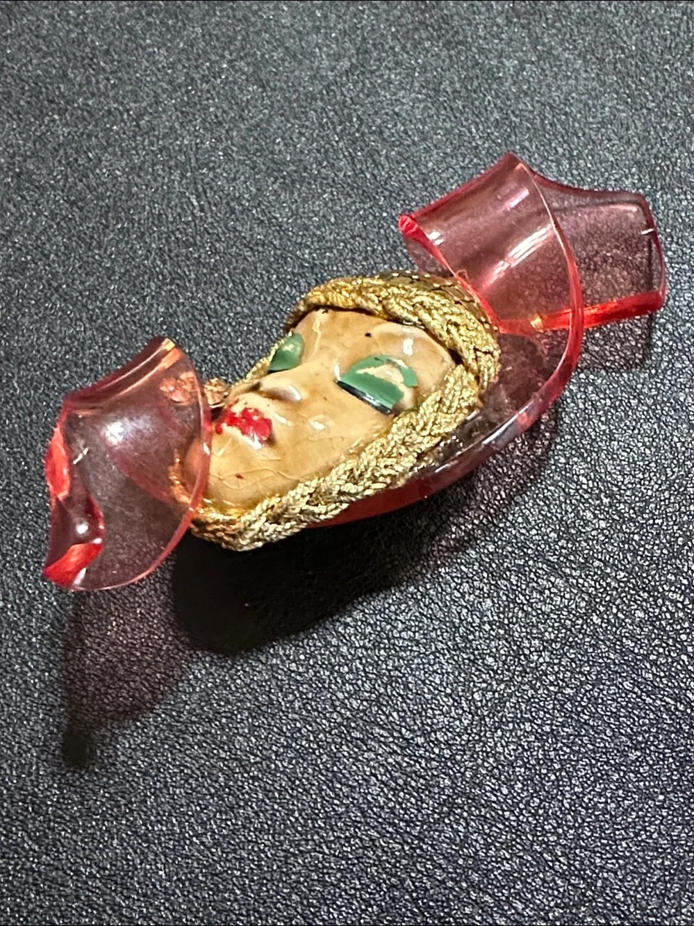 RARE 1940’s Elzac Victim Of Fashion Ceramic & Lucite Brooch